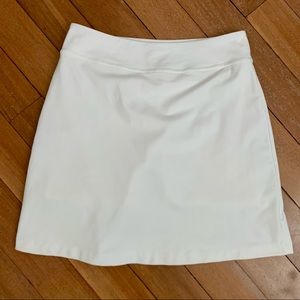 Athleta Bright White Versatile 18” Skirt/Skort Small(Tall)